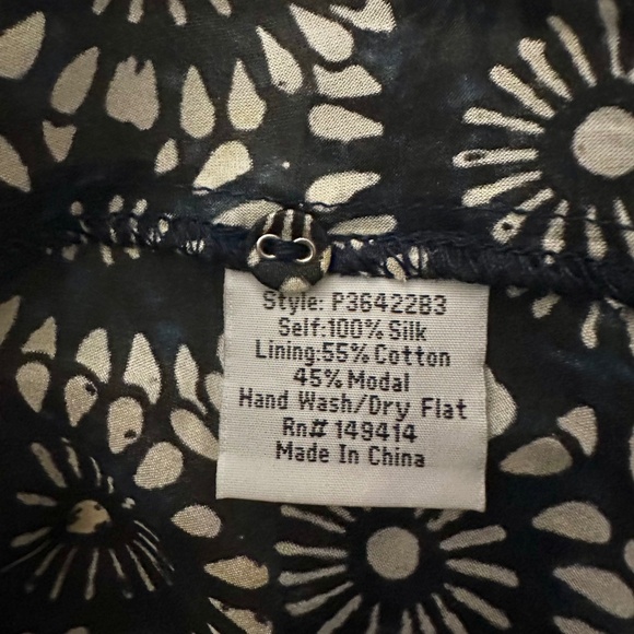 Johnny Was 100% Silk Dress NWOT Size XS - Picture 10 of 12